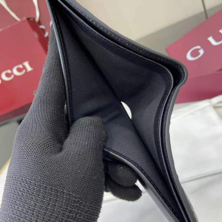 Picture of Gucci Wallets _SKUfw218199914fw